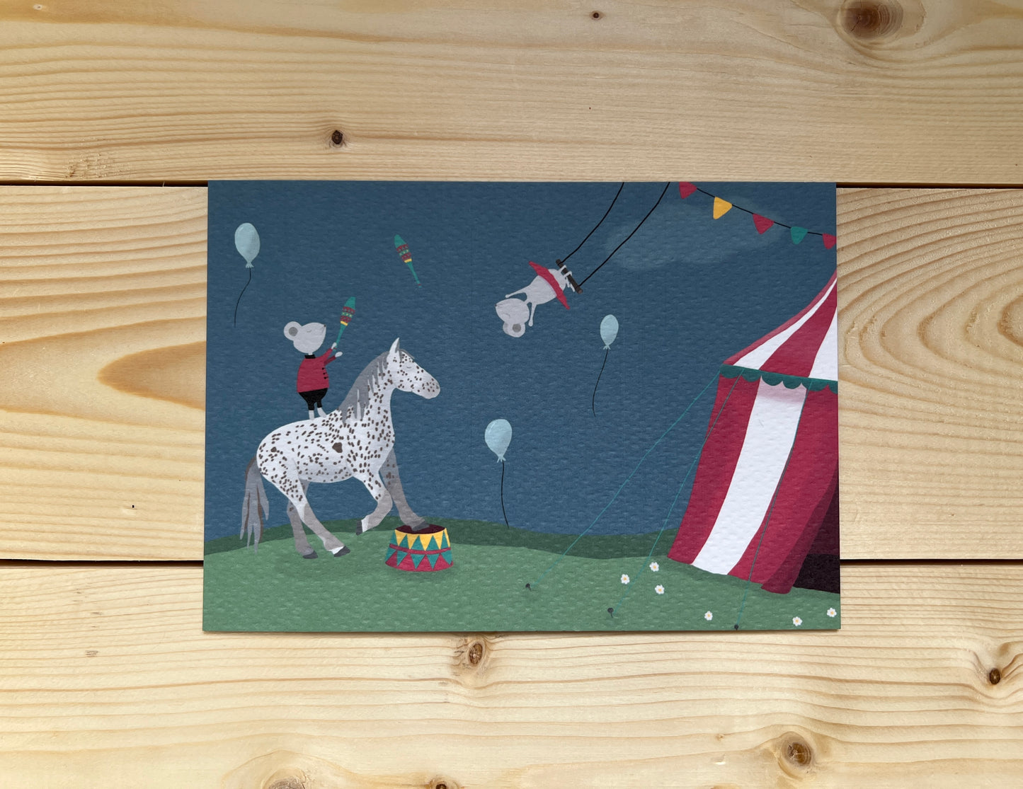 Bunte Postkarten für Kinder mit Zirkusmotiven als Set